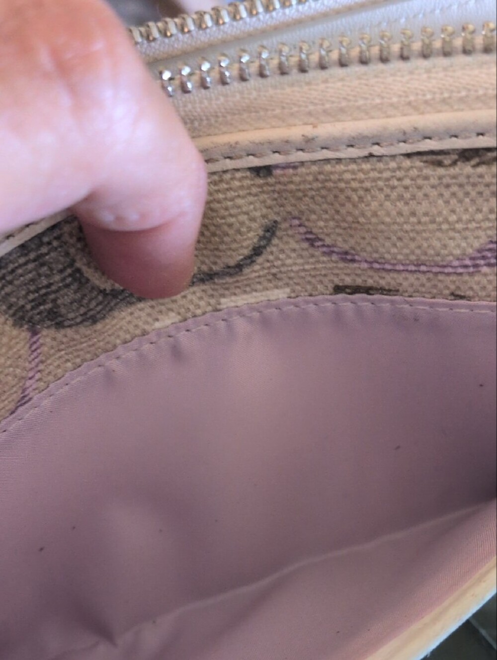 Coach Signature Canvas Wallet with Tan Leather Trim - Picture 6 of 11